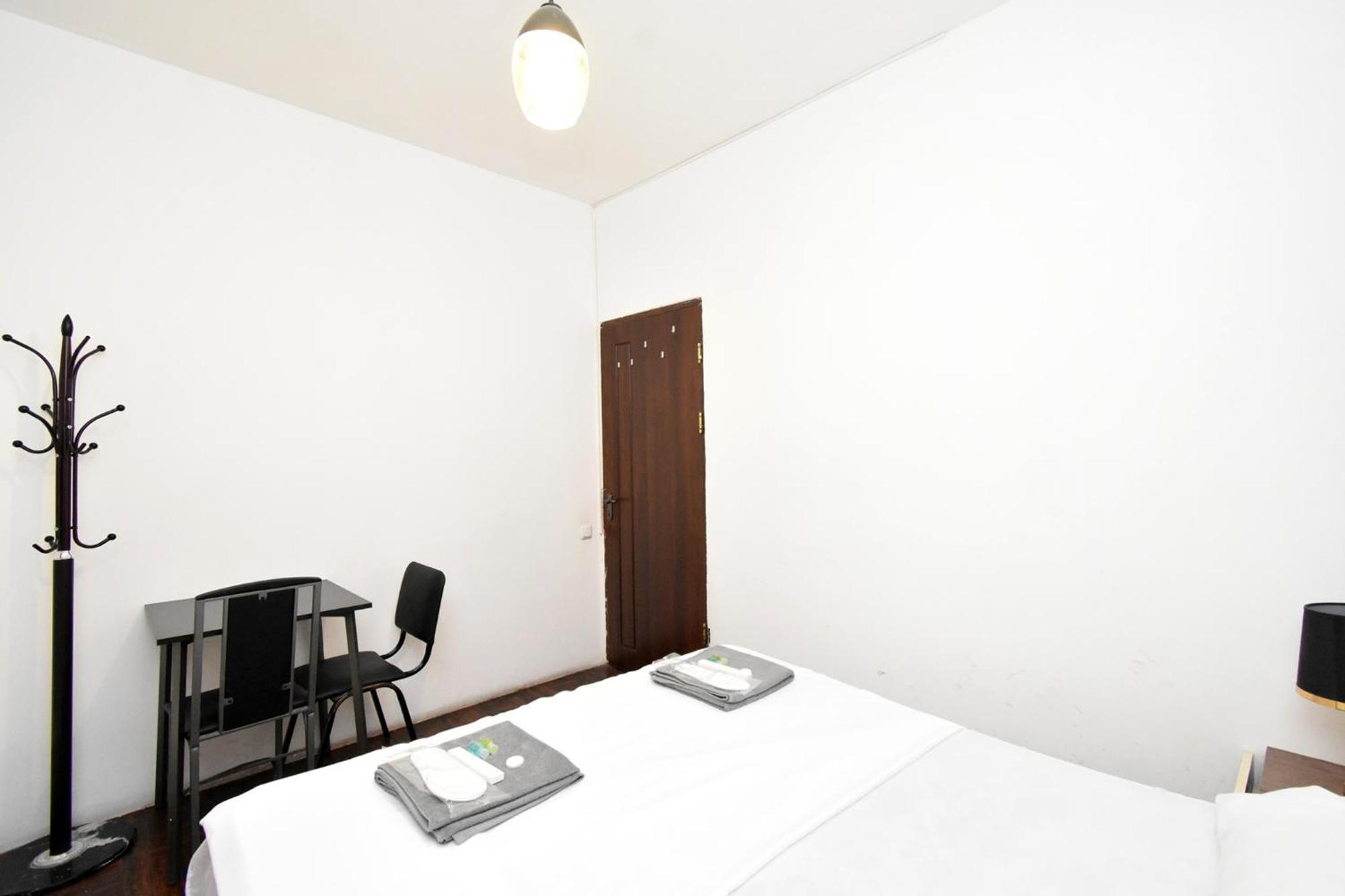 Hotel Aaa Erivan Exterior foto