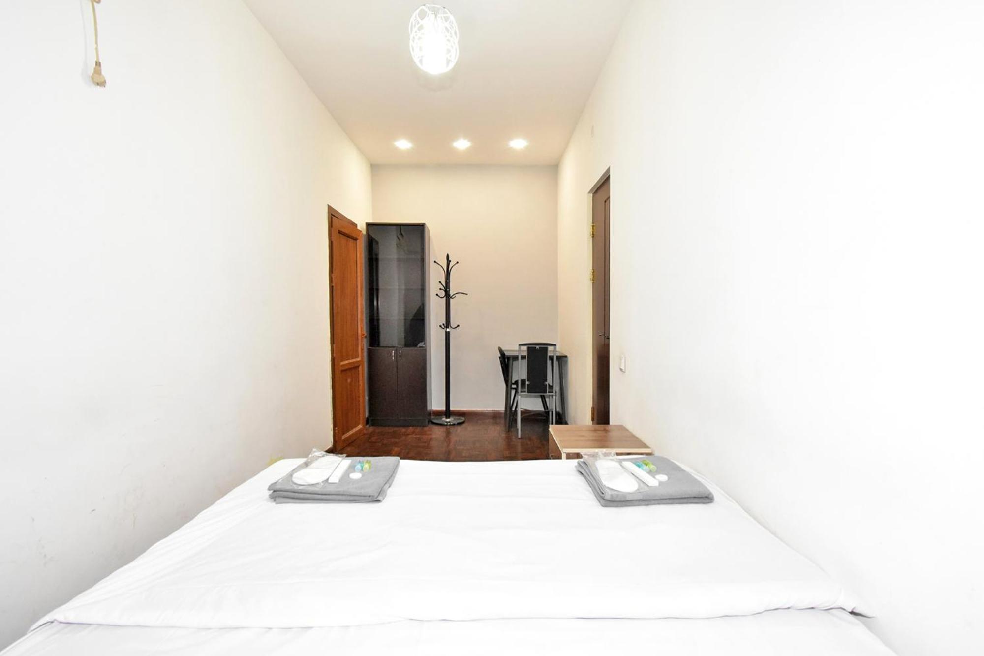 Hotel Aaa Erivan Exterior foto
