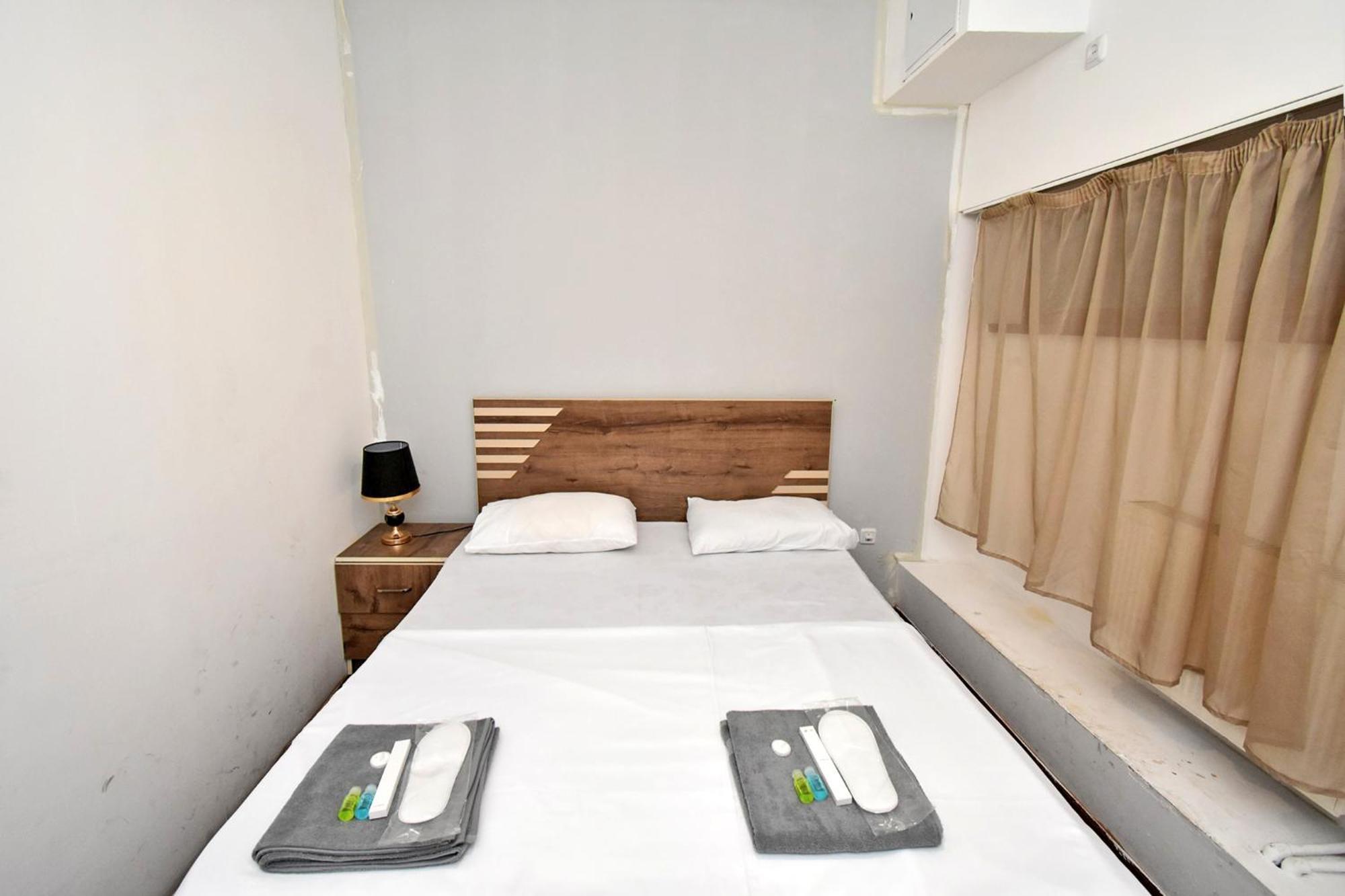Hotel Aaa Erivan Exterior foto